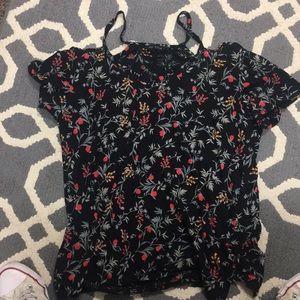 Cold shoulder, spaghetti straps, floral shirt